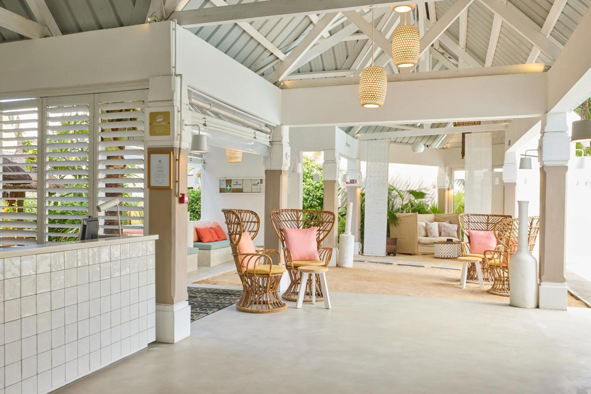 Tropical Attitude (Adults Only) Hotel Trou d'Eau Douce Ngoại thất bức ảnh